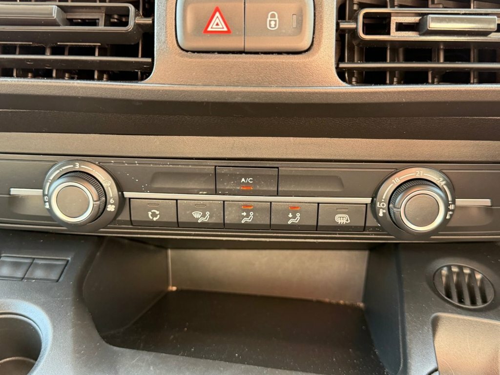 Citroen Berlingo Grey #37