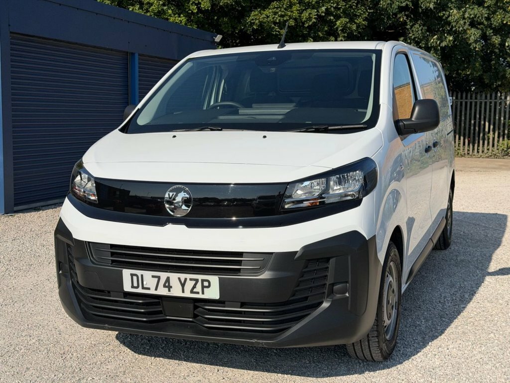 Vauxhall Vivaro 1.5L Prime 6Dr White #5