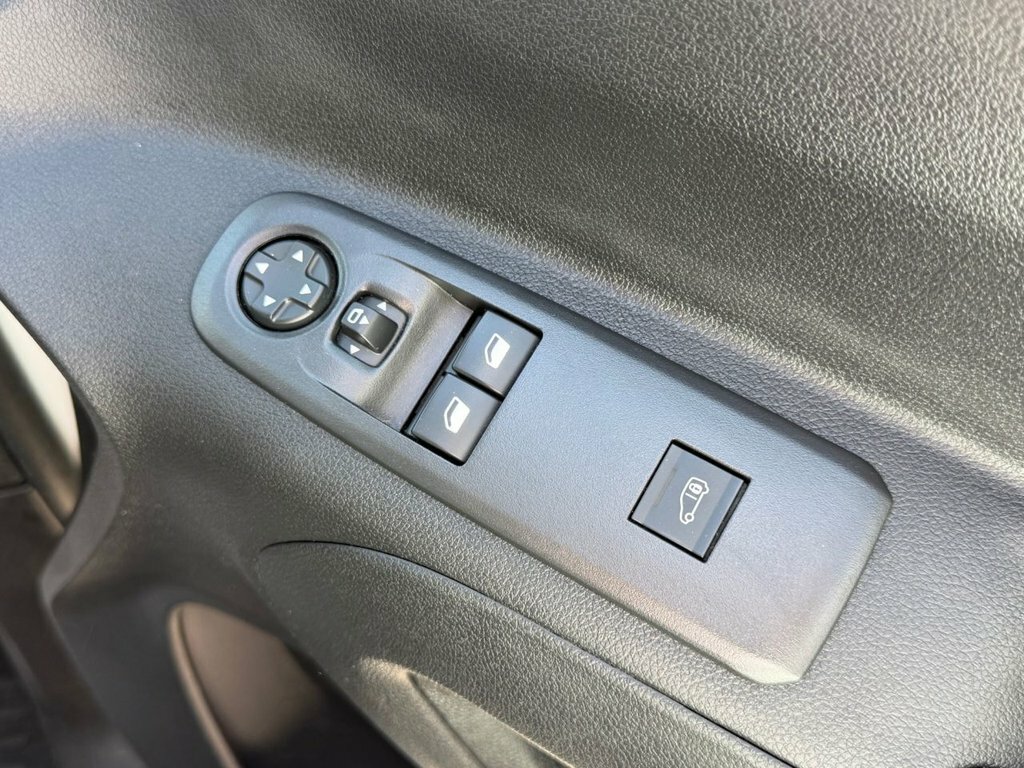 Citroen Berlingo Black #26