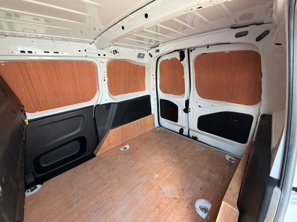Citroen Berlingo Black #21