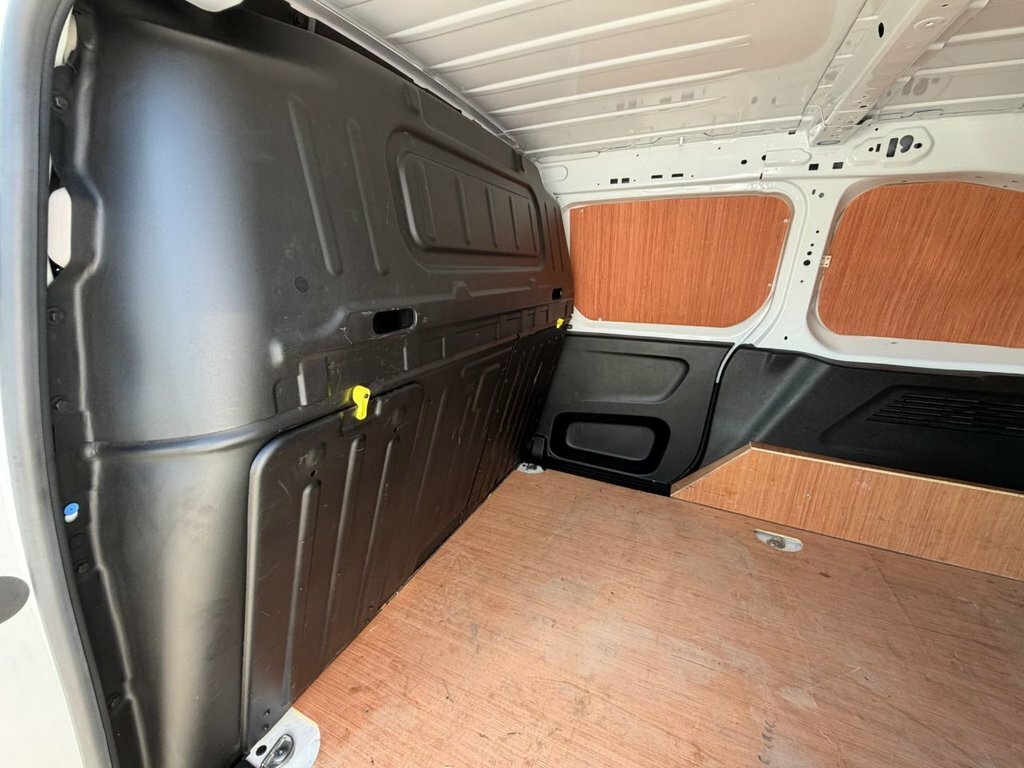 Citroen Berlingo Black #25