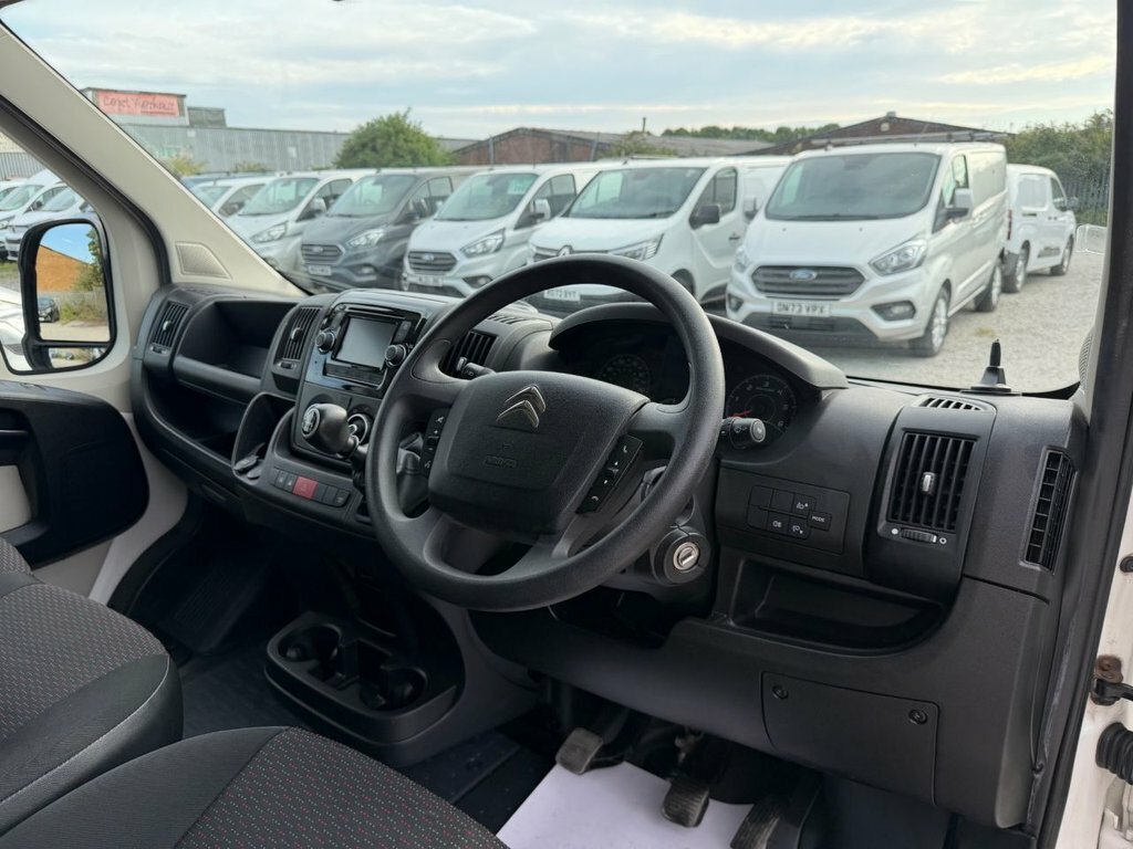 Citroen Relay Combi Crew 2.0 Bluehdi 35 Enterprise Black #18