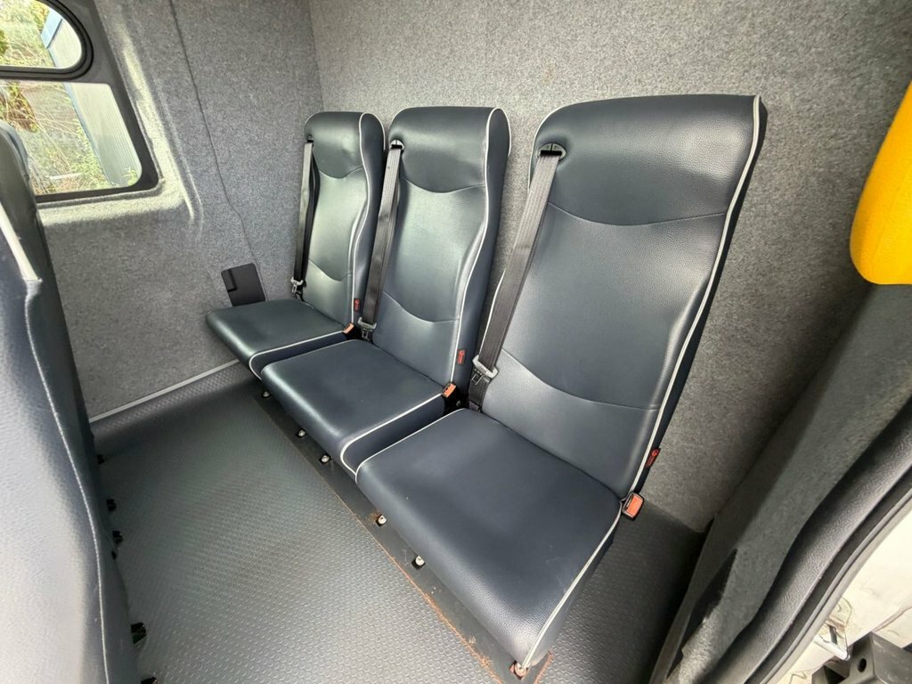 Citroen Relay Combi Crew 2.0 Bluehdi 35 Enterprise Black #22