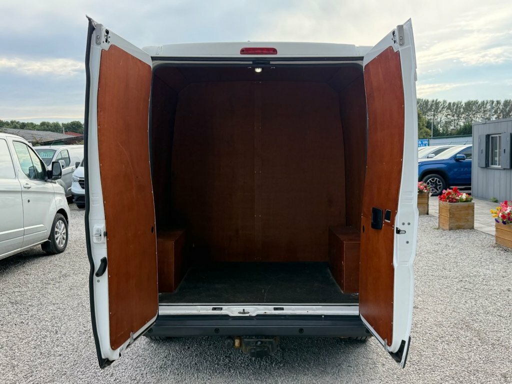Citroen Relay Combi Crew 2.0 Bluehdi 35 Enterprise Black #20