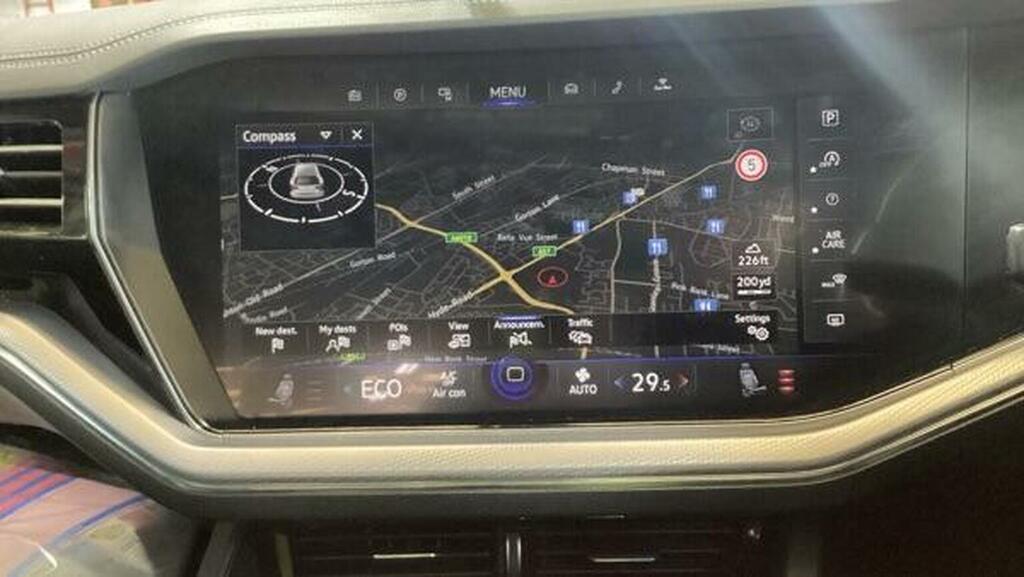 Volkswagen Touareg 3.0 V6 Tdi 4Motion R-line Tech Tip Black #13