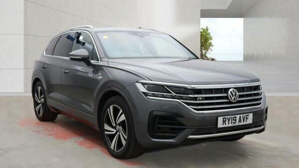 Volkswagen Touareg 3.0 Tsi V6 R-line Tech Tiptronic 4Motion Euro 6 S Grey