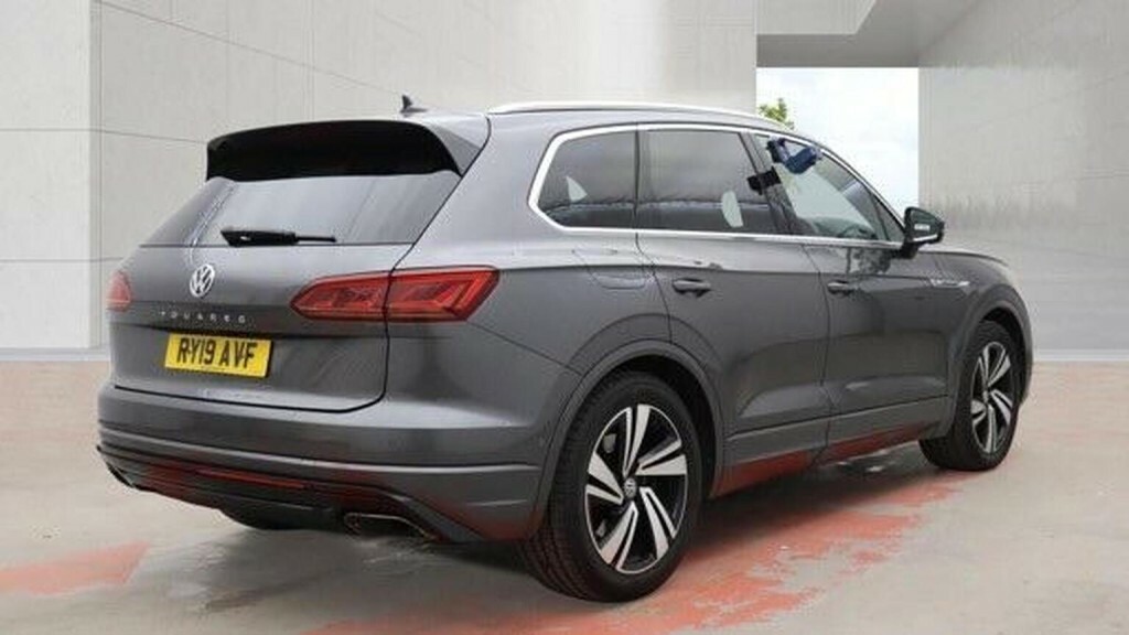 Volkswagen Touareg 3.0 V6 Tdi 4Motion R-line Tech Tip Black #17