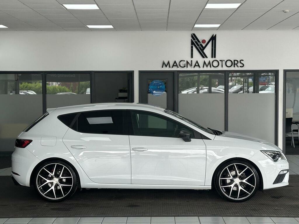 Seat Leon Hatchback 1.5 Tsi Evo Fr Black Edition Dsg Euro 6 K222KWC White #4