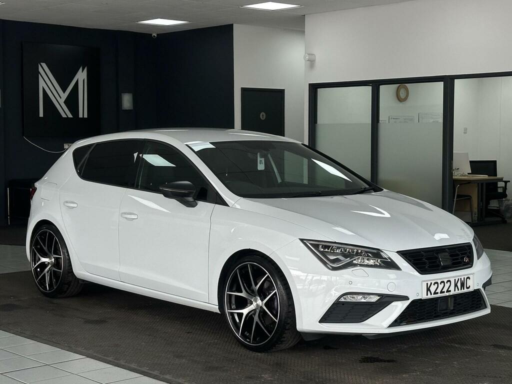 Seat Leon Hatchback 1.5 Tsi Evo Fr Black Edition Dsg Euro 6 White