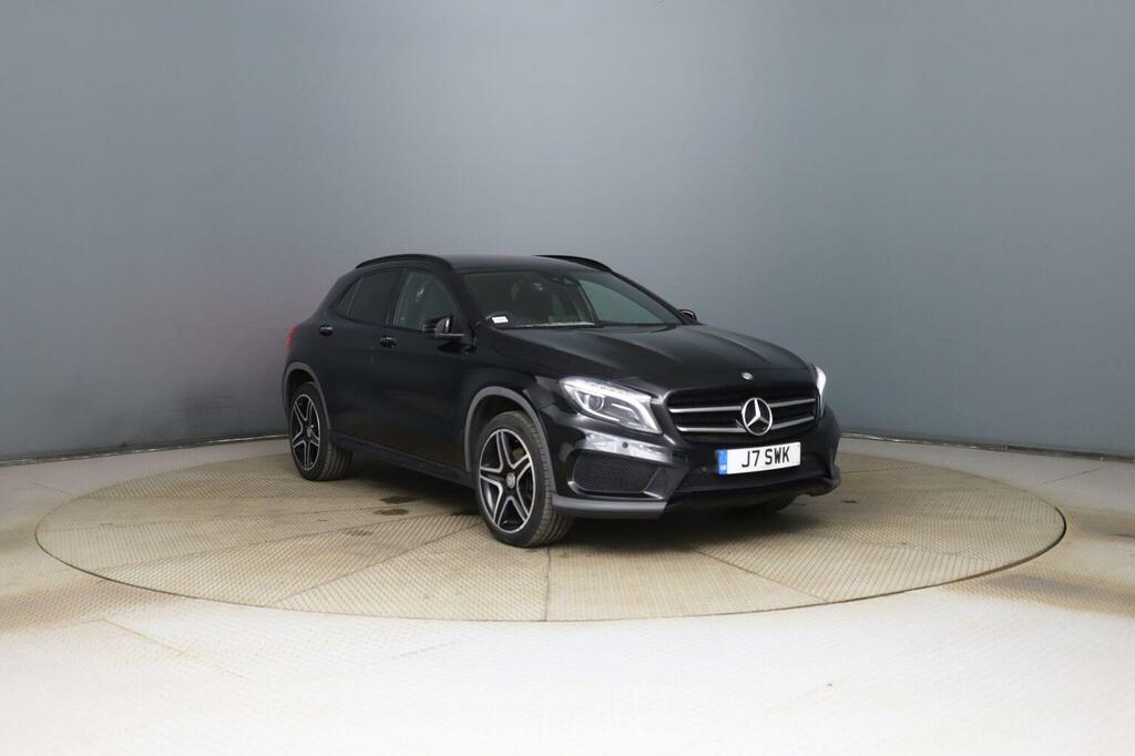 Mercedes-Benz GLA Class 2.1 Gla220d Amg Line Premium Plus 7G-dct 4Matic Black