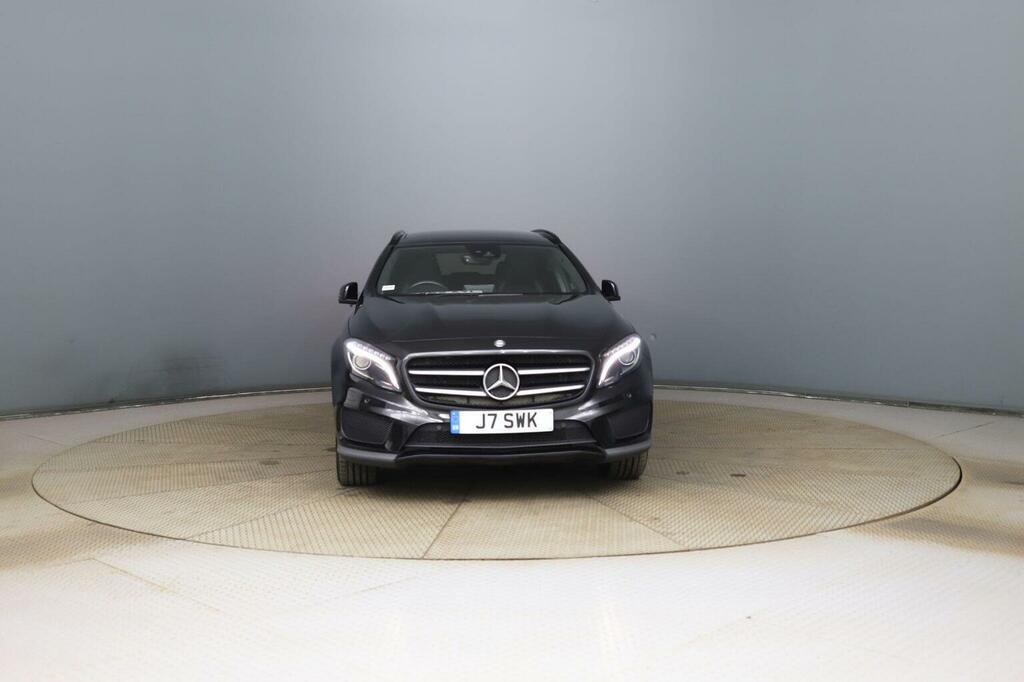 Mercedes-Benz GLA Class 2.1 Gla220d Amg Line Premium Plus 7G-dct 4Matic Black #2