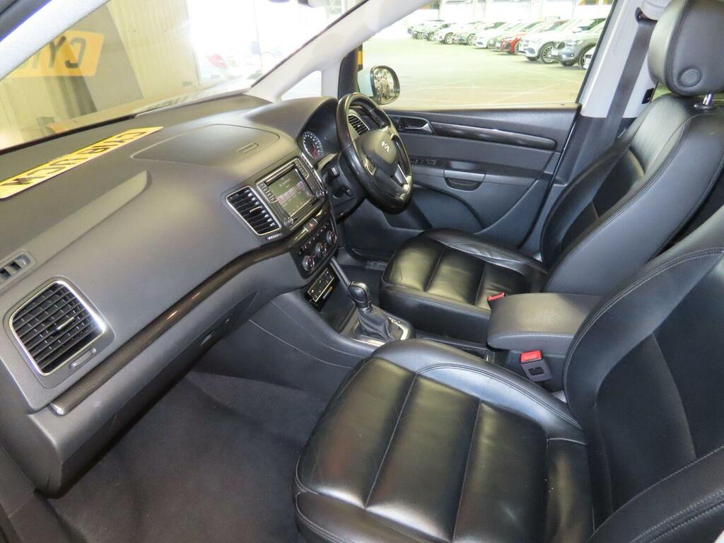 Seat Alhambra  Black #9
