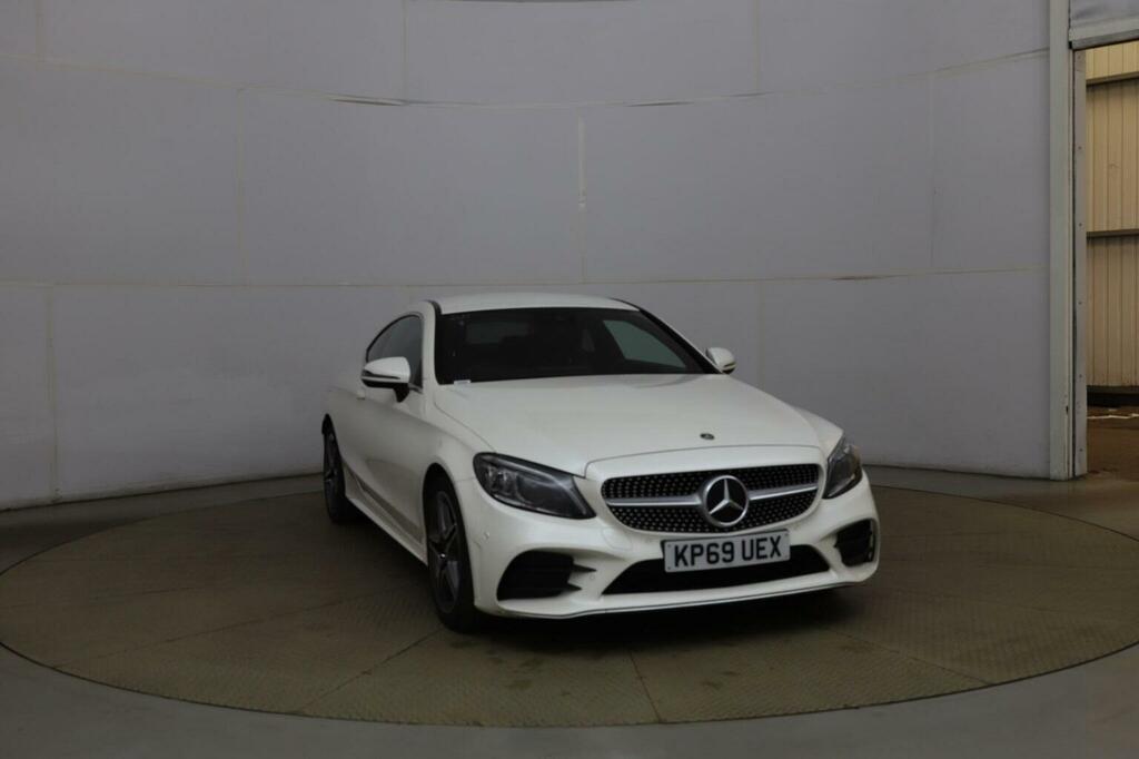 Mercedes-Benz C Class 2.0 C300d Amg Line Premium G-tronic Euro 6 Ss White