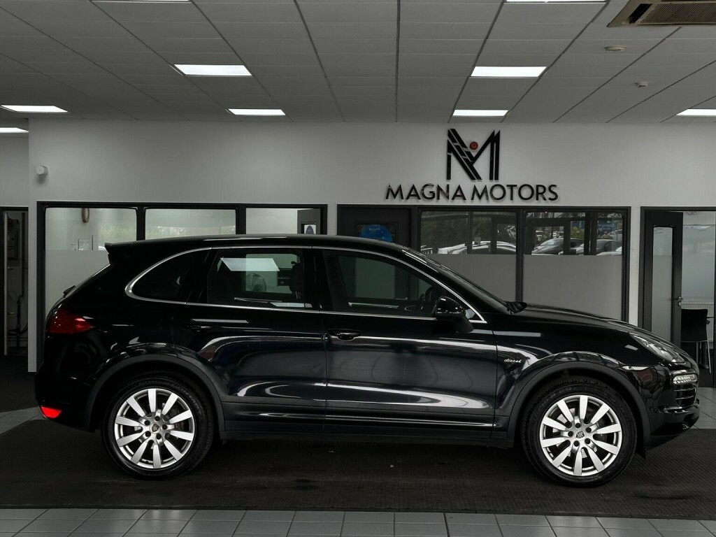 Porsche Cayenne 3.0 D V6 Tiptronic 245 Bhp White #45