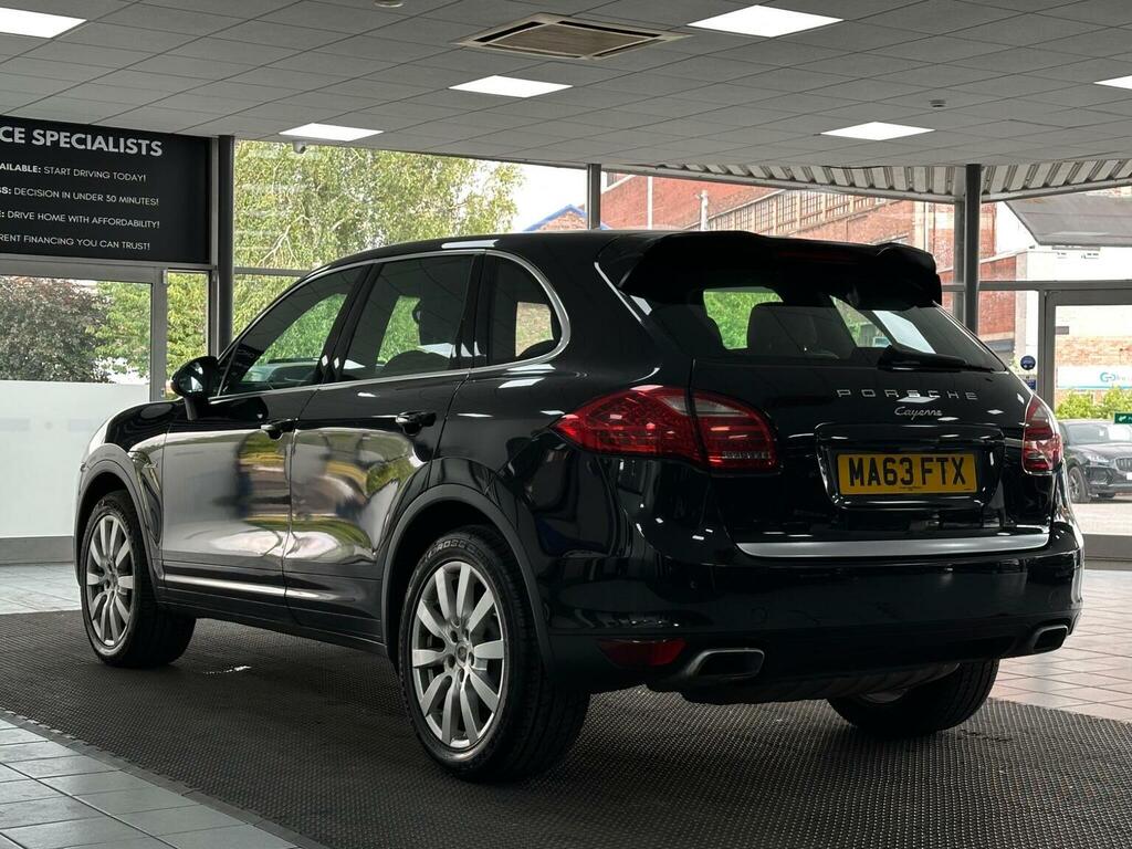 Porsche Cayenne 3.0 D V6 Tiptronic 245 Bhp White #11