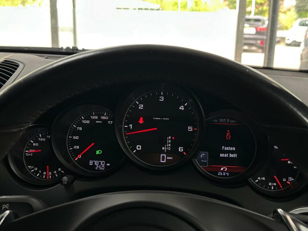 Porsche Cayenne 3.0 D V6 Tiptronic 245 Bhp White #25