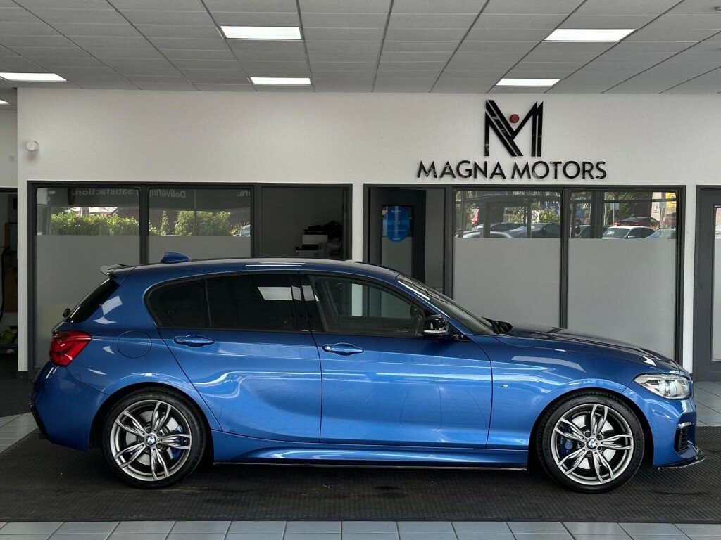 BMW 1 Series Sport White #41