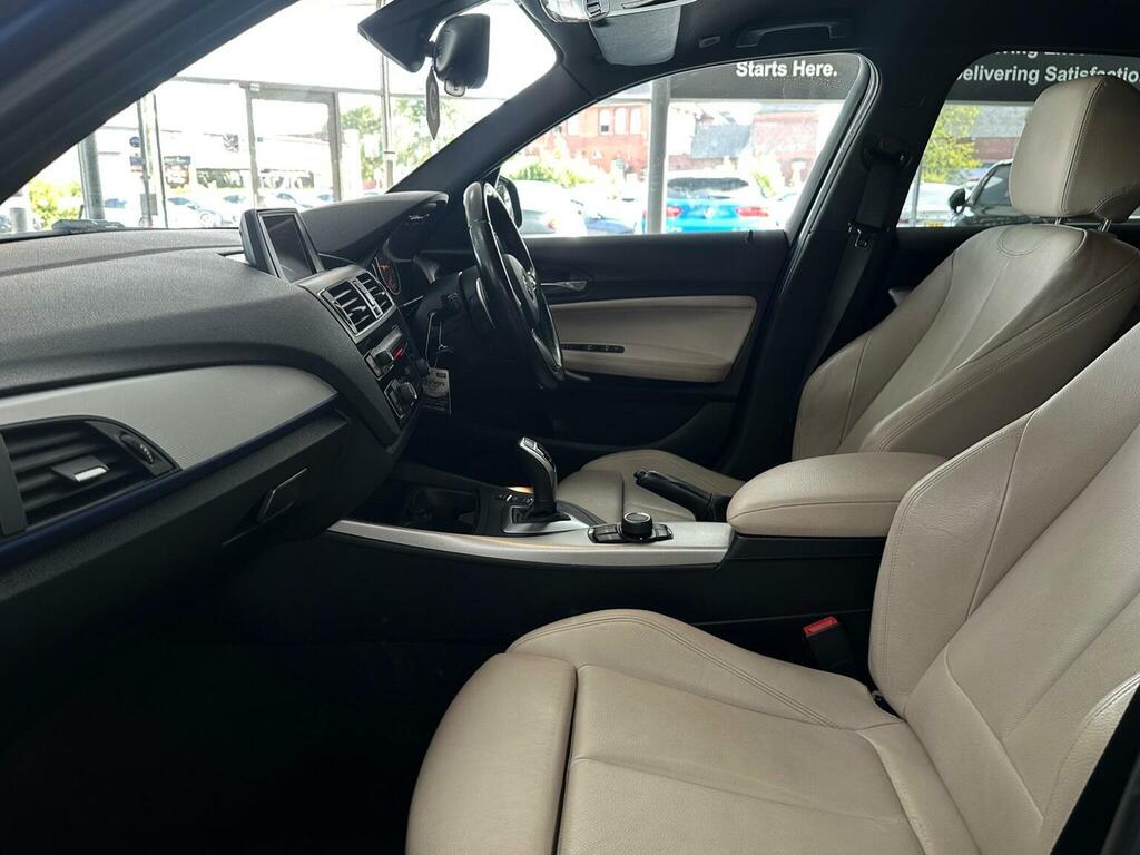 BMW 1 Series Sport White #35