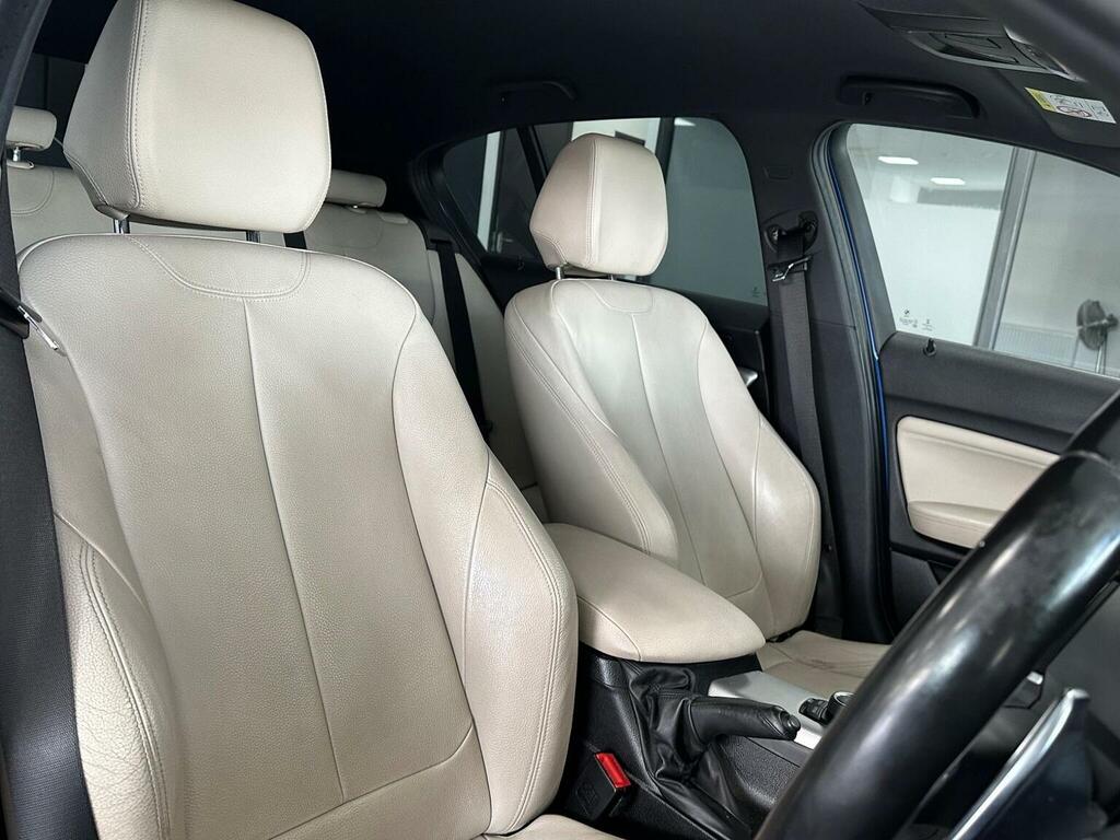 BMW 1 Series Sport White #19