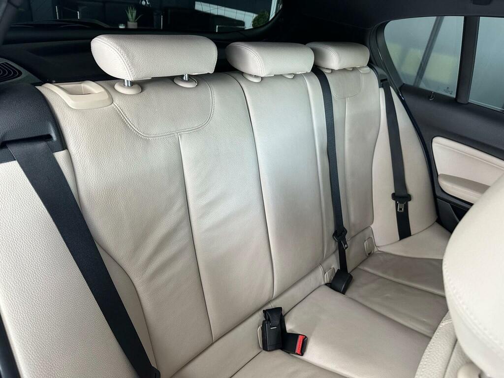 BMW 1 Series Sport White #30