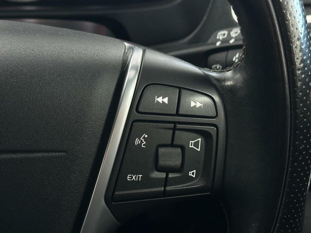 Volvo V40 T3 152 Inscription  #25