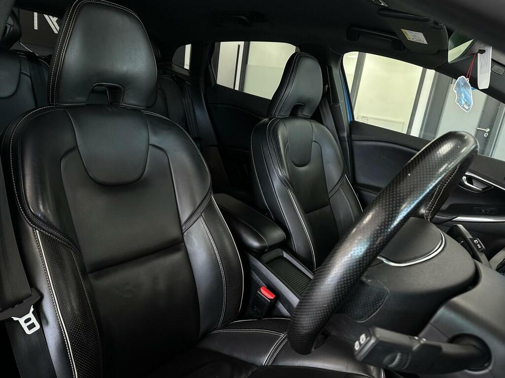 Volvo V40 T3 152 Inscription  #22
