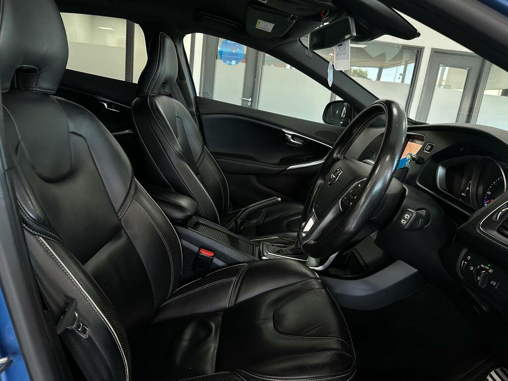 Volvo V40 T3 152 Inscription  #21