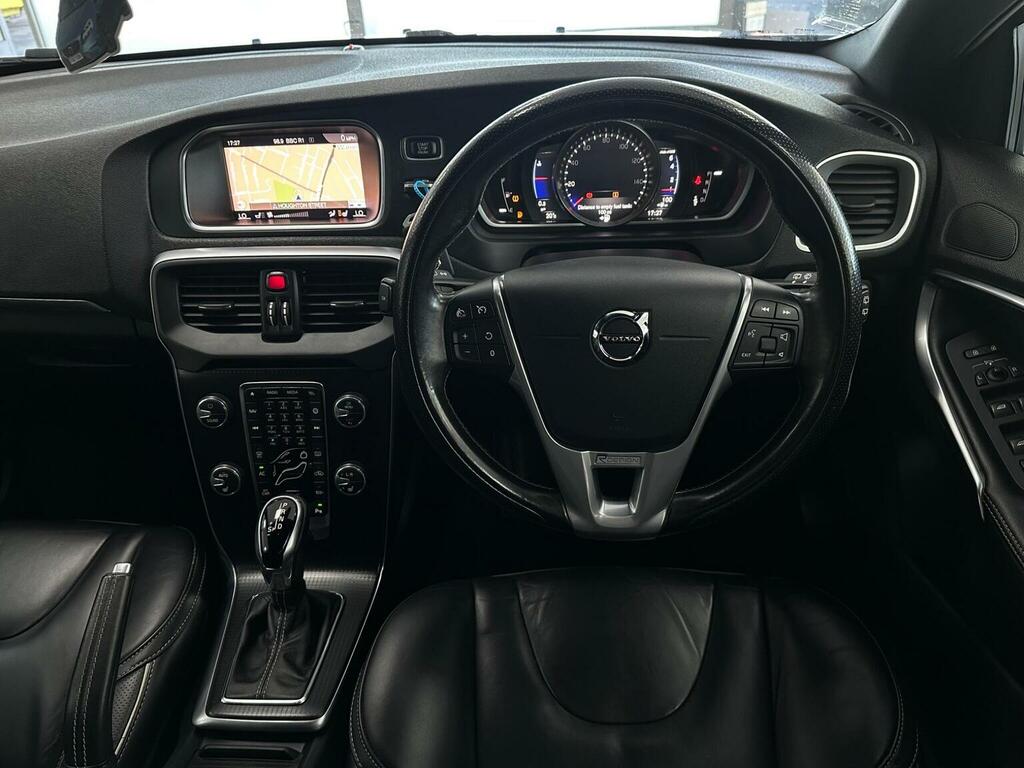 Volvo V40 T3 152 Inscription  #17