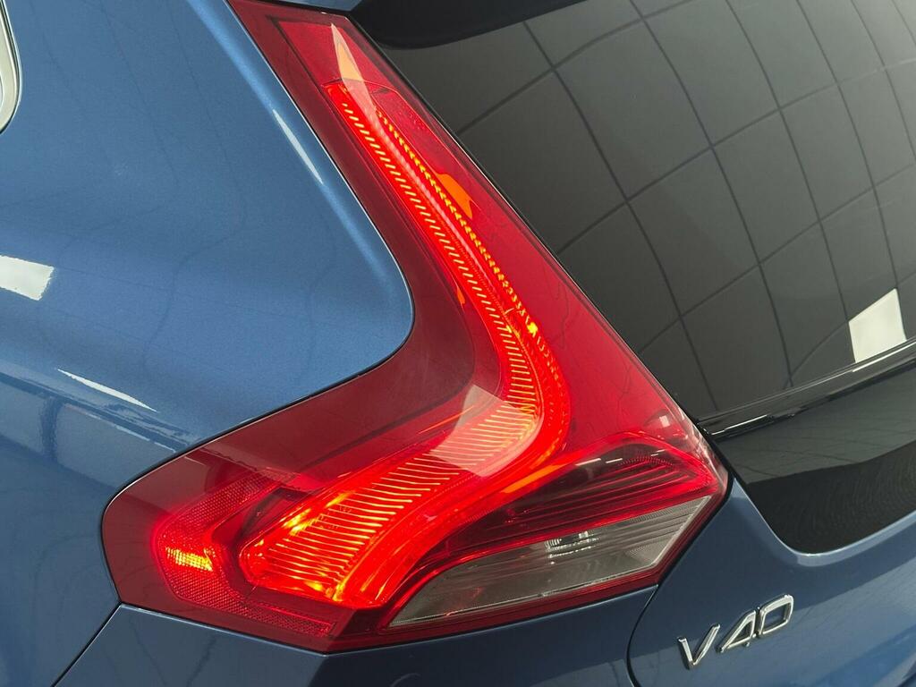 Volvo V40 T3 152 Inscription  #40