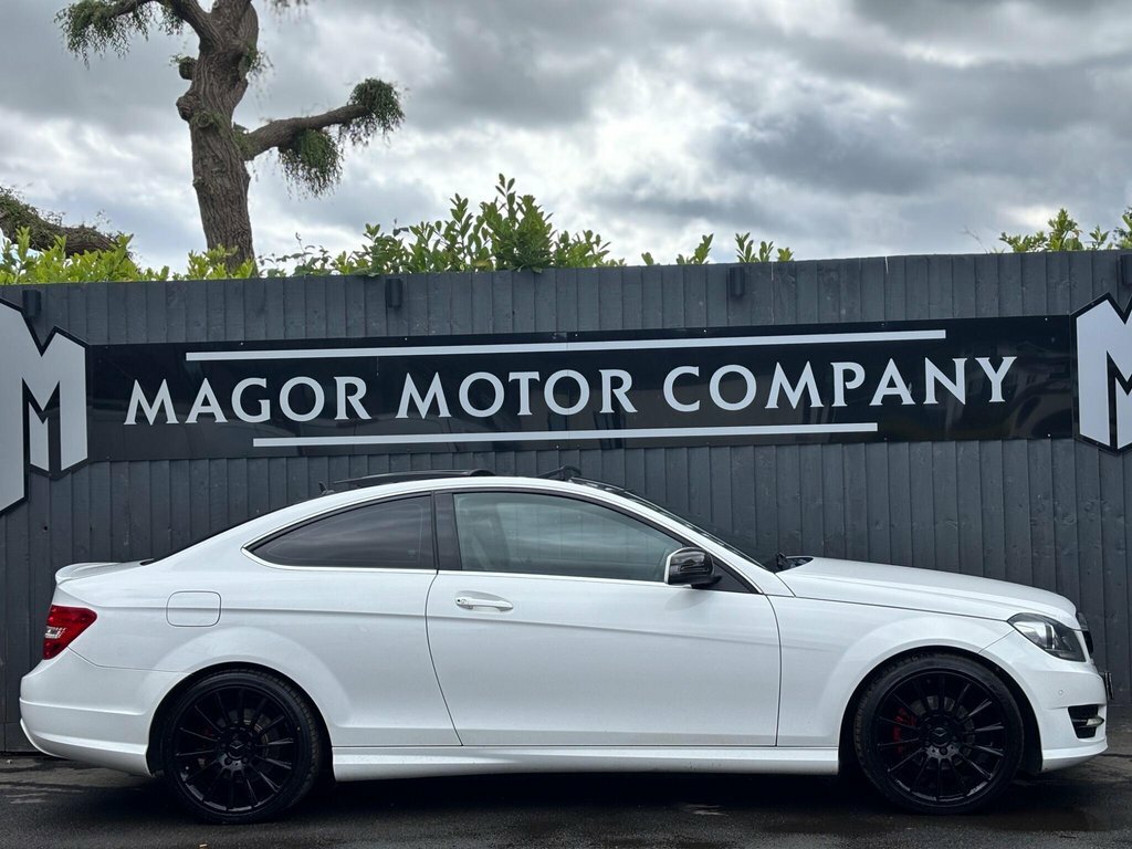 Mercedes-Benz C Class For Sale In Caldicot EJ15NNP White #2