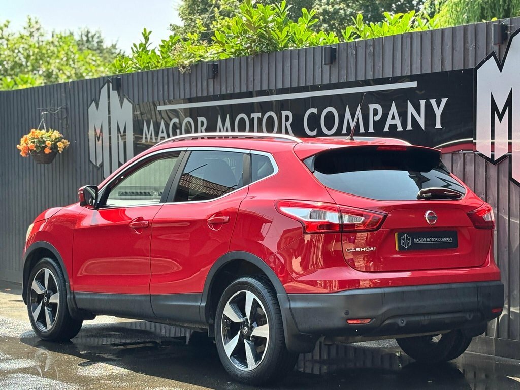 Nissan Qashqai For Sale In Caldicot Red #4