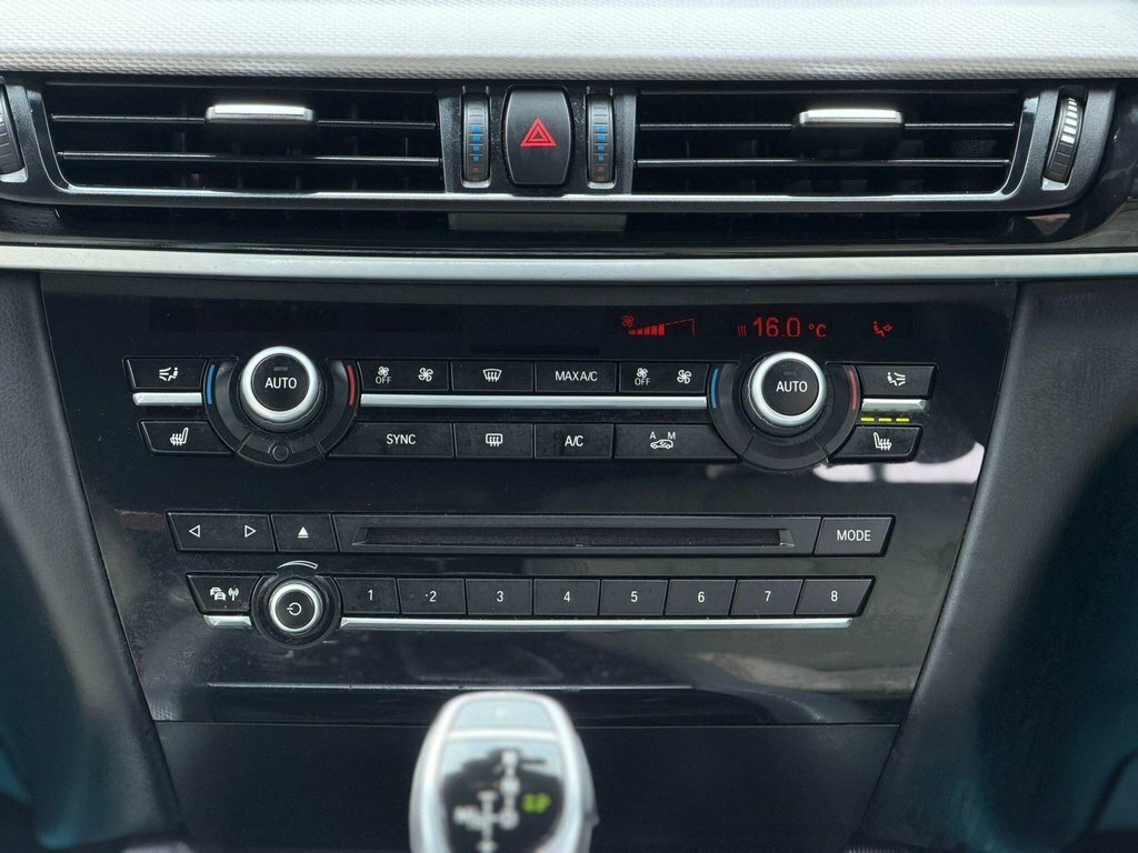 BMW X5 Estate White #12