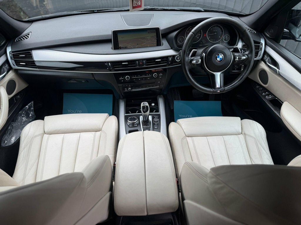 BMW X5 Estate White #9