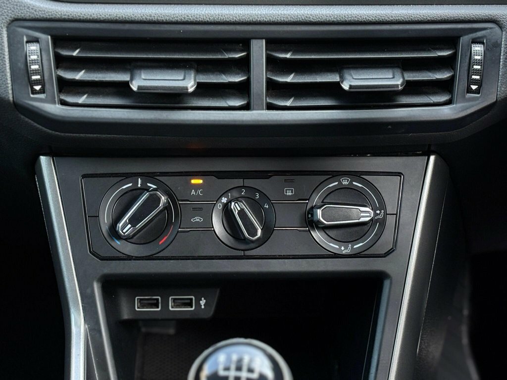 Volkswagen Polo Hatchback Black #10