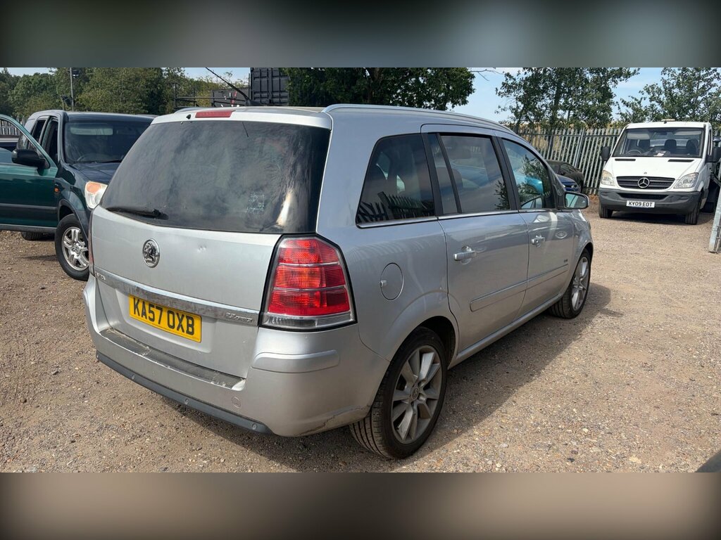 Vauxhall Zafira 2.2 16V Elite Euro 4 Silver #3