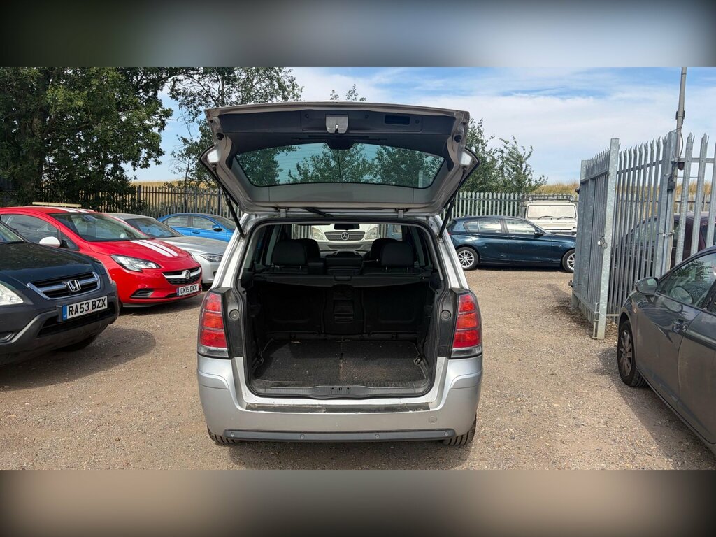 Vauxhall Zafira 2.2 16V Elite Euro 4 Silver #6