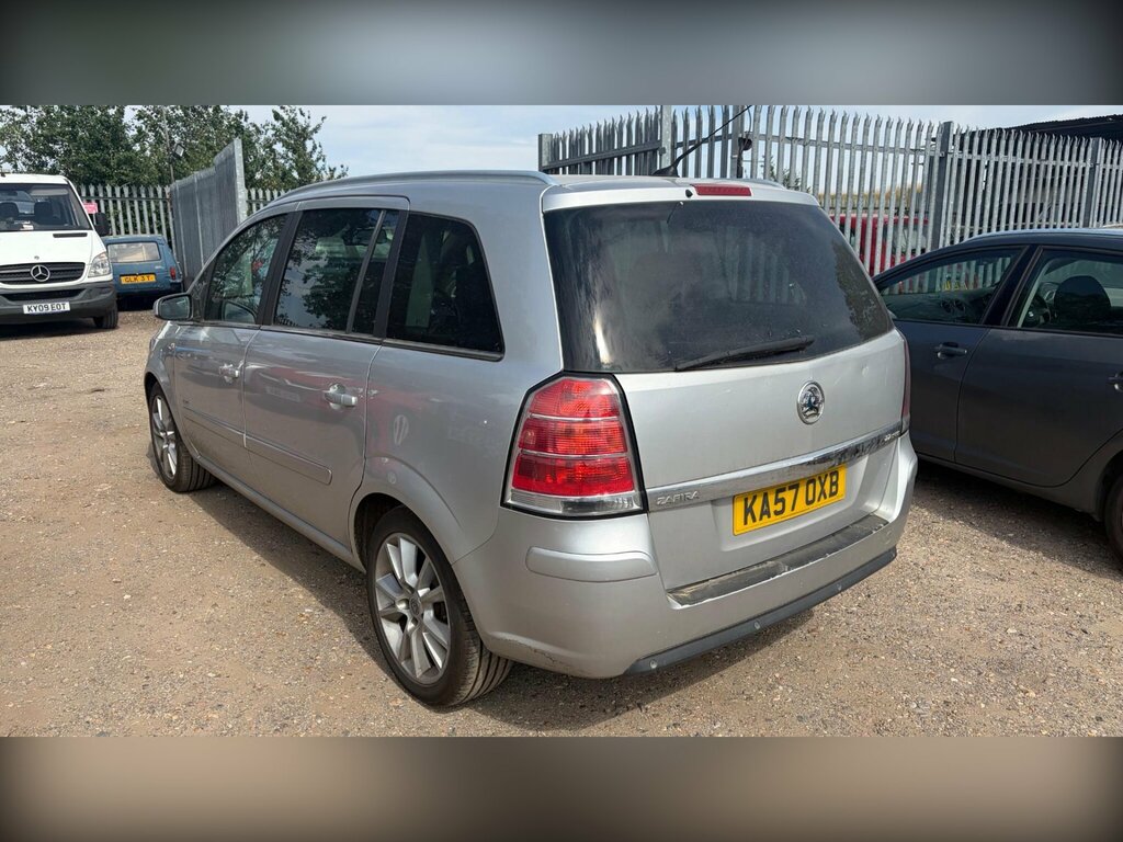 Vauxhall Zafira 2.2 16V Elite Euro 4 Silver #4