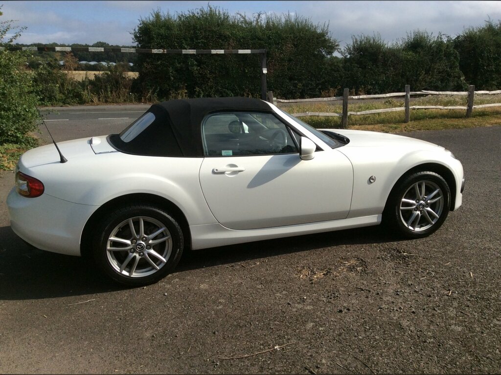 Mazda MX-5 I Roadster Venture Edition - 2013 Grey #23