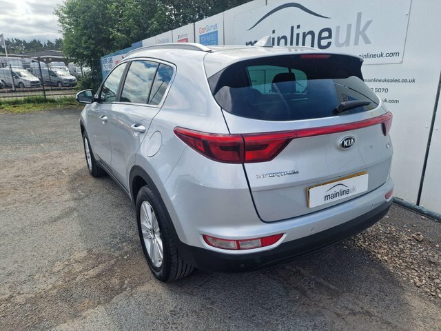 Kia Sportage 1.7 Crdi 2 Euro 6 S S SD68FKG Silver #4