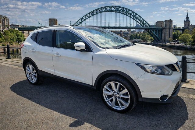 Nissan Qashqai 1.2 Dig-t Tekna 2Wd Euro 6 S S White