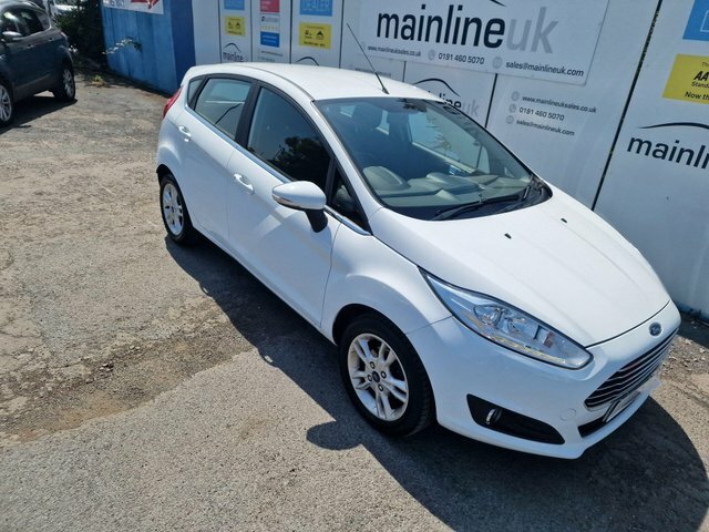 Ford Fiesta 1.25 Zetec Euro 6 White