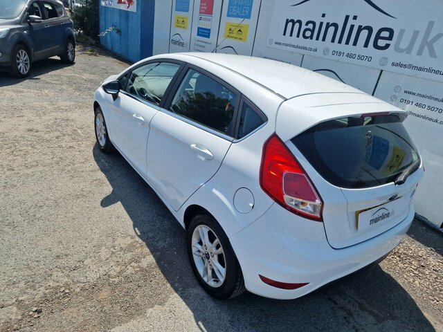 Ford Fiesta 1.25 Zetec Euro 6 White #4