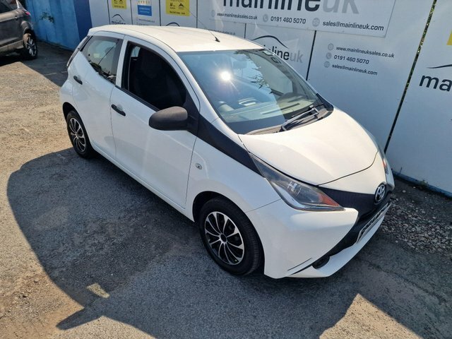 Toyota Aygo 1.0 Vvt-i X Euro 5 Euro 5 White
