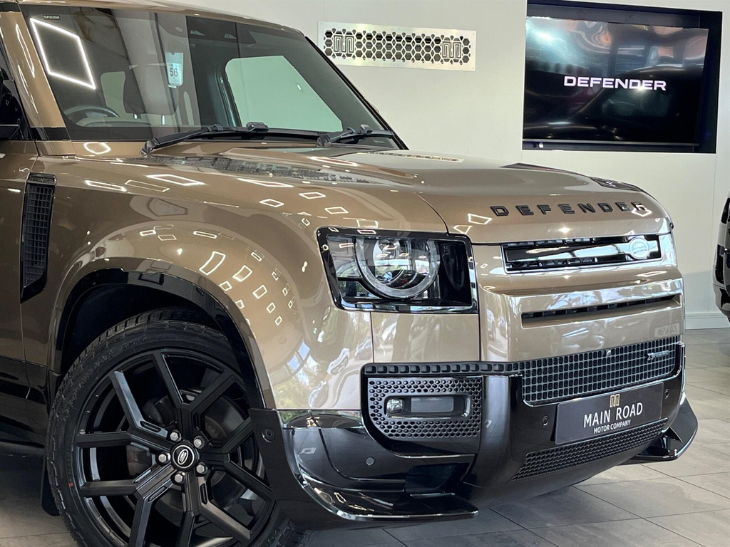 Land Rover Defender 110 3.0 D250 Mhev X-dynamic Se 4Wd Euro 6 Ss 5 TN10PSN Brown #4