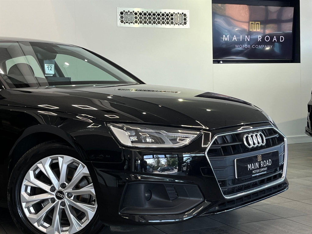 Audi A4 2.0 Tdi 35 Technik S Tronic Euro 6 Ss VK71UHP Black #4