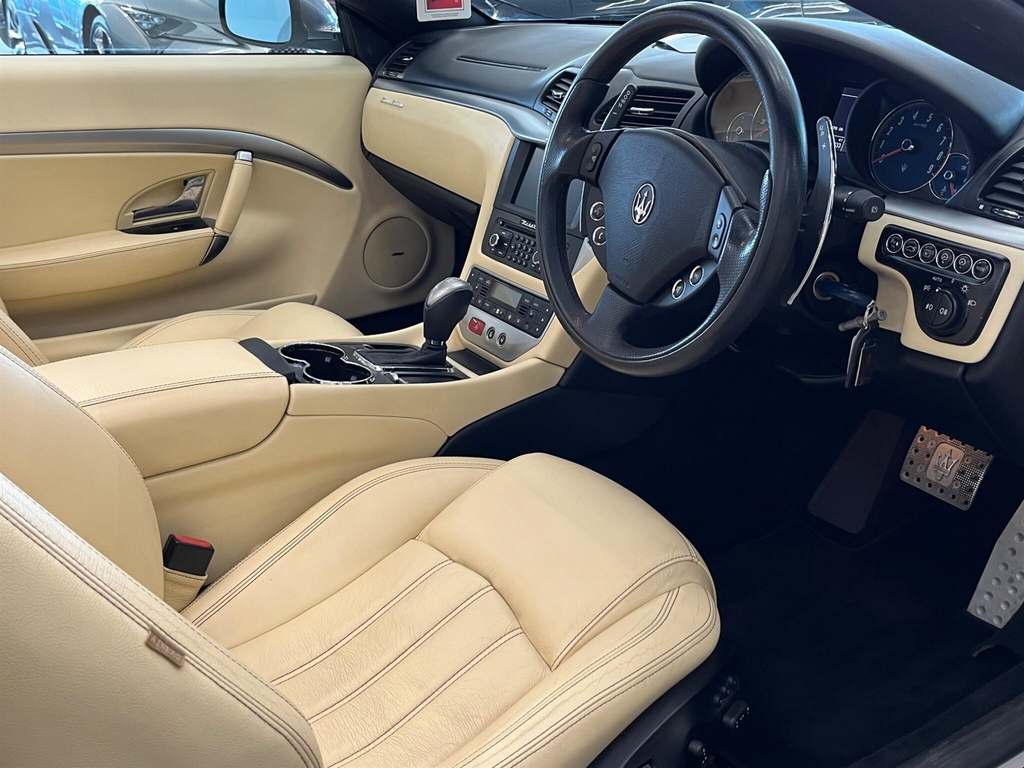 Maserati GranCabrio Grancabrio Auto Red #17