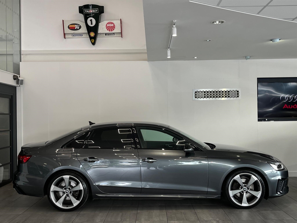 Audi A4 2.0 Tdi 35 Black Edition S Tronic Euro 6 Ss WG21UOW Grey #6