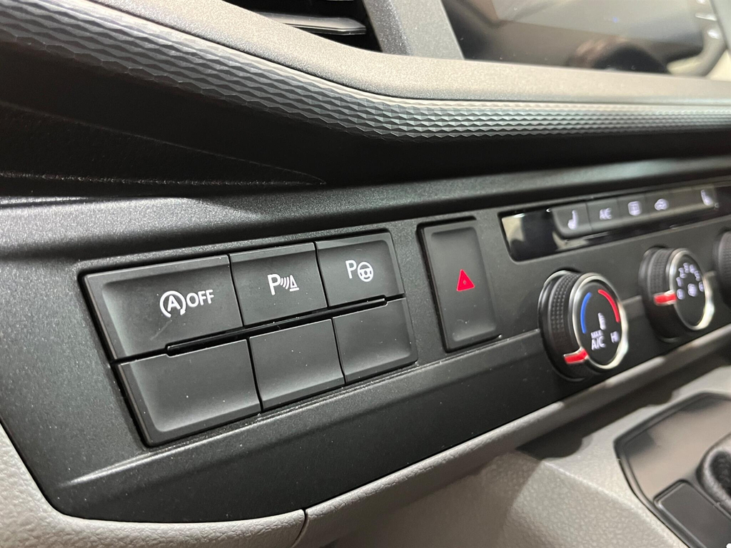 Volkswagen Transporter 2.0 Tdi 150 Startline Van Grey #10