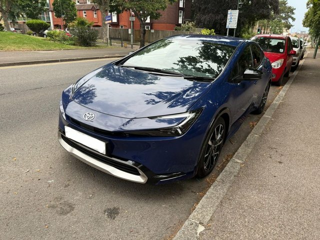Toyota Prius Hatchback Blue #3