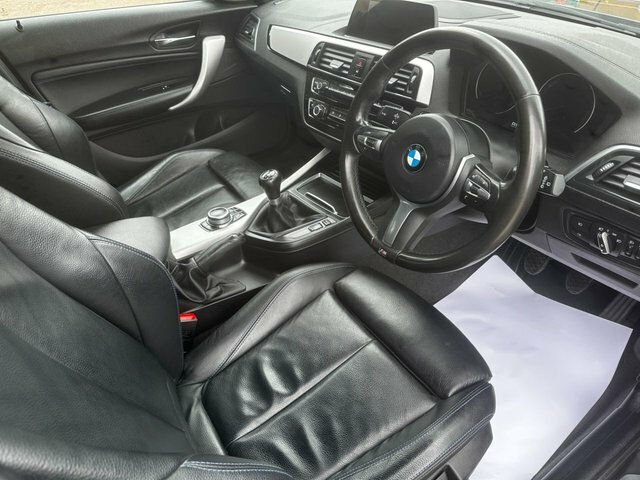 BMW 1 Series Hatchback PG19OYZ Black #6